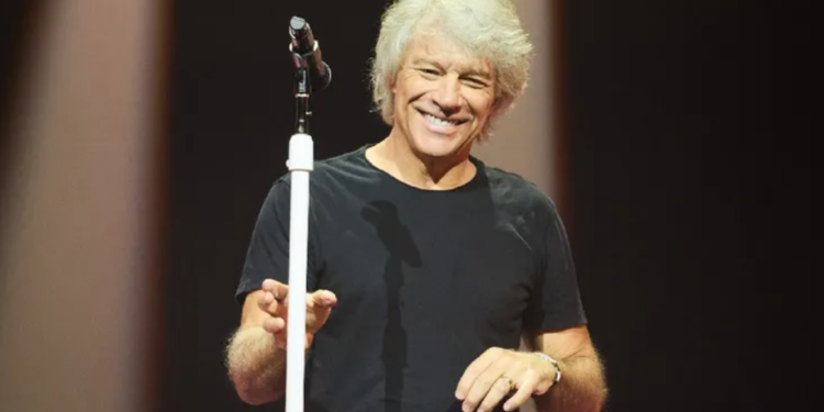 Jon Bon Jovi suspende concierto de forma inesperada tras sufrir complicaciones de salud