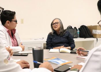 Salud de BCS urge a mujeres a realizarse mastografías sin esperar a octubre