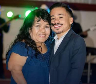 Abelito confirma acciones legales contra Naim y Agustín tras incidente de acoso a su madre